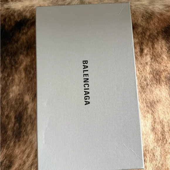 Balenciaga Metallic Heels with Black Polka Dots - Picture 6 of 6